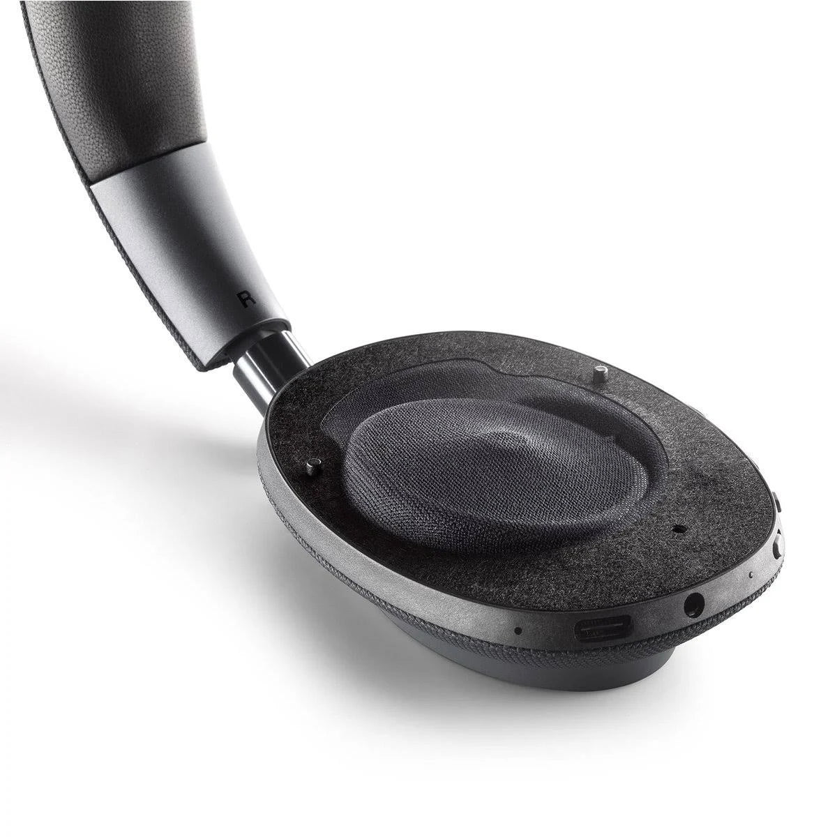 Gray/Black Wireless Over-Ear Headphones U7449
